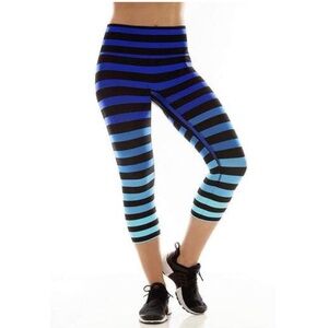 K-Deer Alexis blue black stripe Capri high-waist leggings